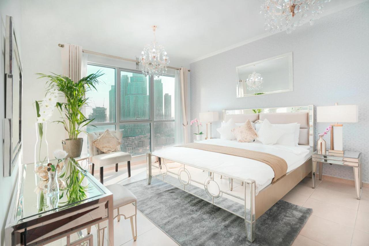 Elite Royal Apartment - Full Burj Khalifa & Fountain View - Ambassador ドバイ エクステリア 写真